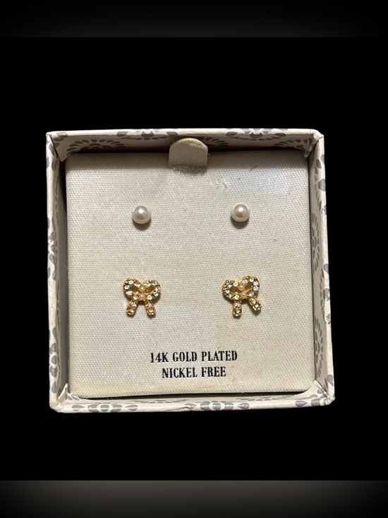 Jewelry - 14K Gold Plated Bow & Pearl Stud Earring Set